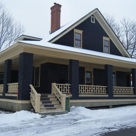 Dans Les Draps De Morphee Campbellton Exterior foto