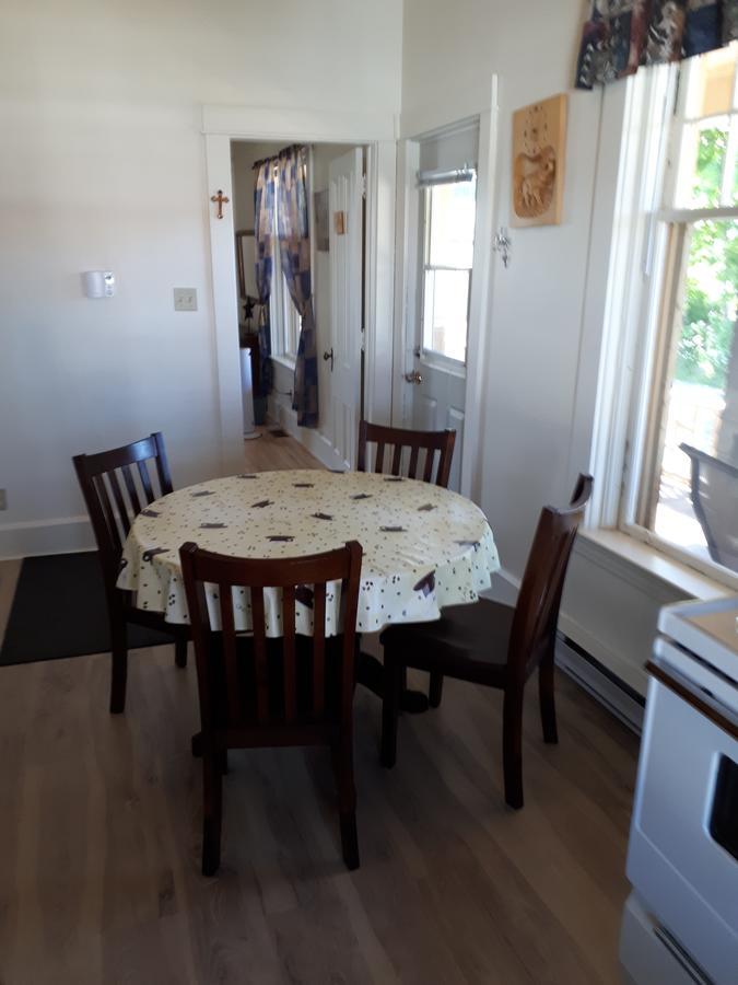 Dans Les Draps De Morphee Campbellton Exterior foto